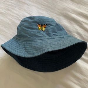 COPY - Butterfly bucket hat